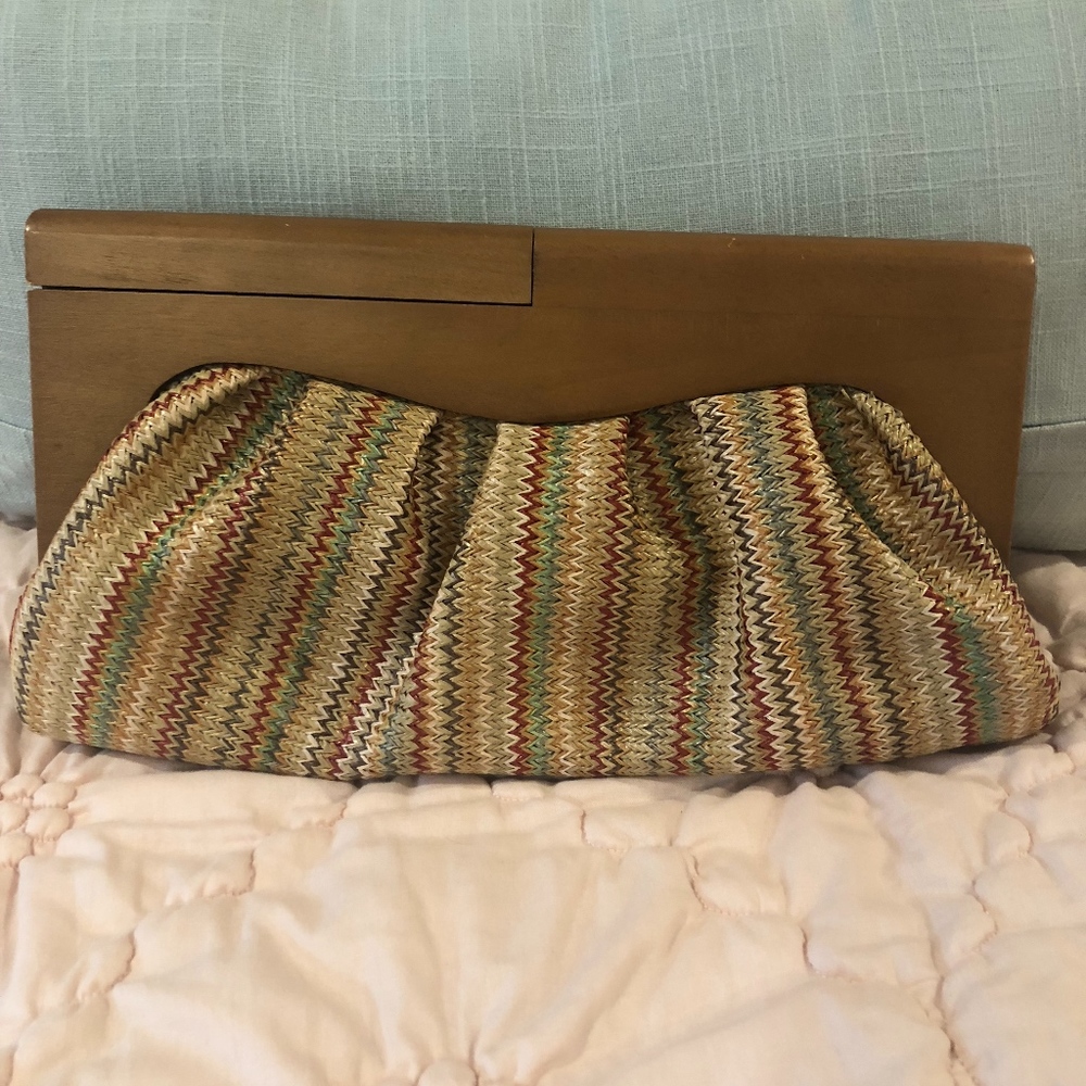 NEW NINE WEST Clutch style purse 💄